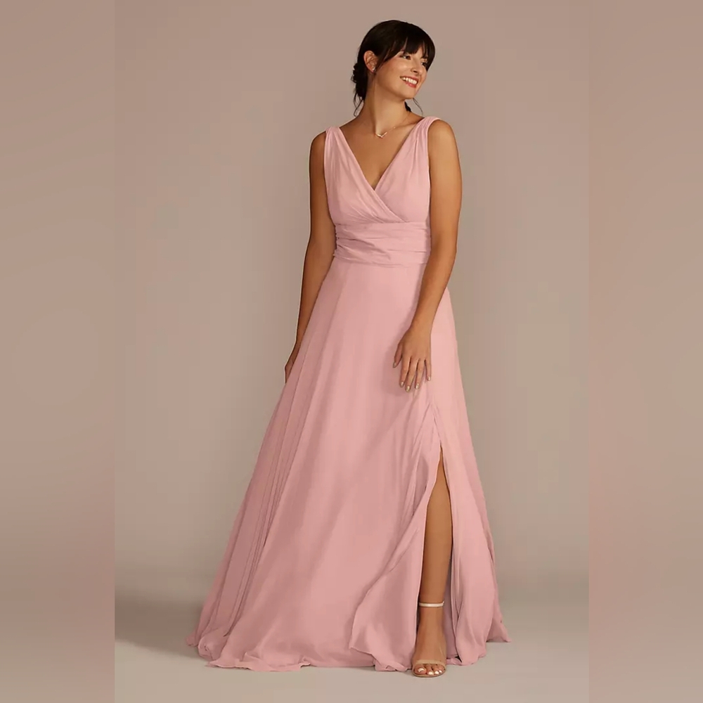 David’s Bridal Pink bridesmaid’s dress in color ‘Ballet’.